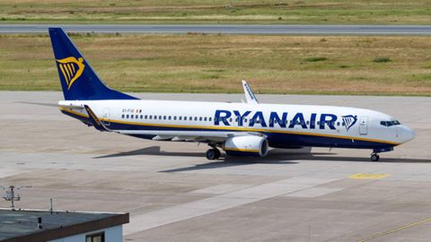 Eine Ryanair-Maschine am Flughafen Nürnberg