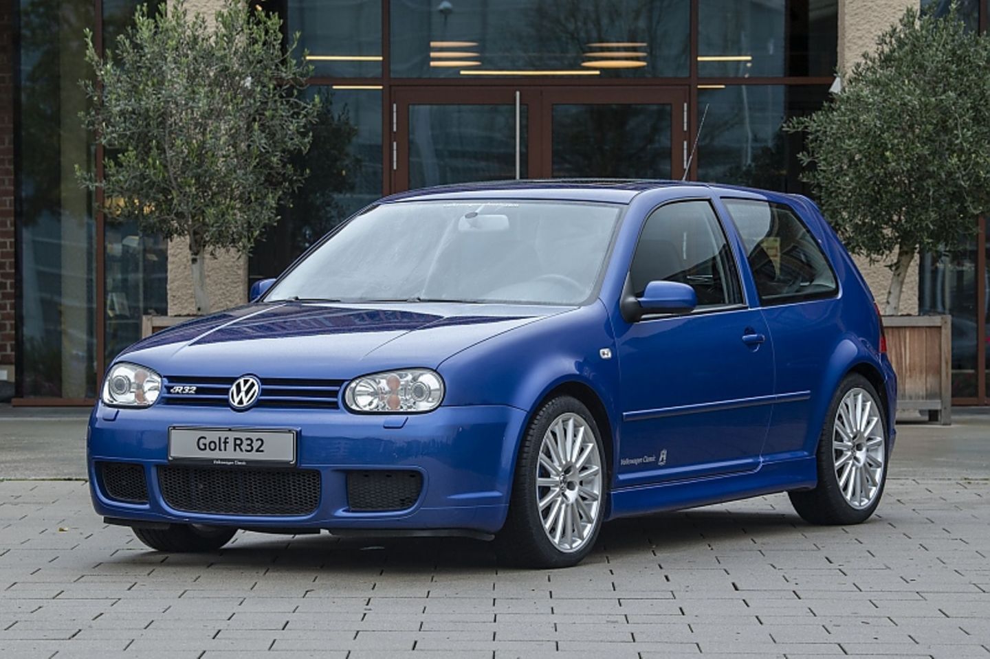 VW Golf R32
