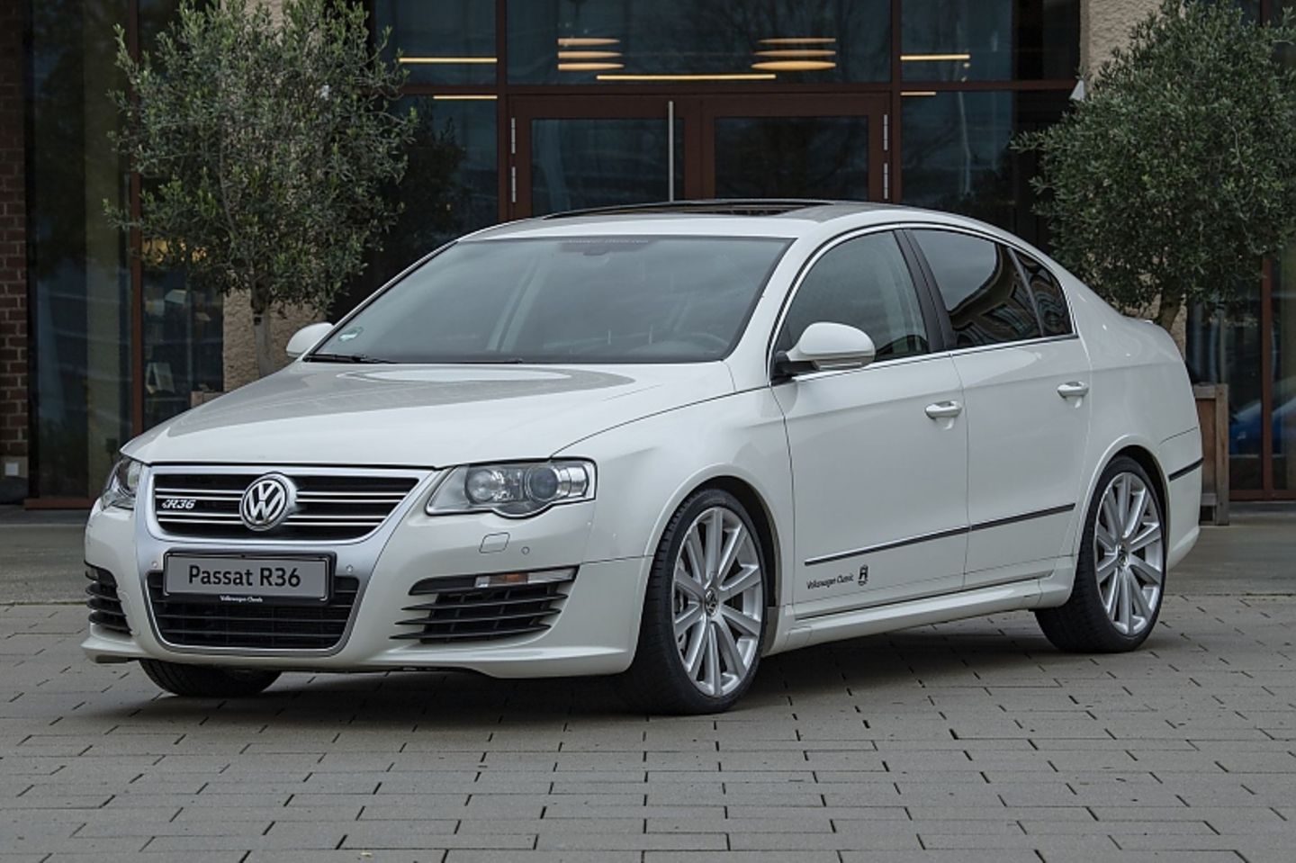 VW Passat R36