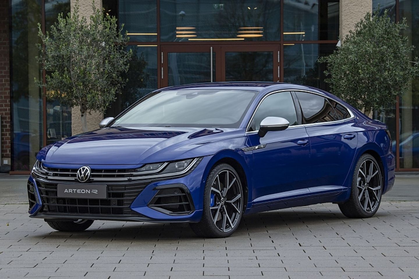 VW Arteon R