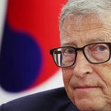 Bill Gates besitzt immer noch Anteile von Microsoft. Sein Vermögen schrumpfte in diesem Jahr um rund 27 Milliarden Dollar auf rund 111 Milliarden Dollar.