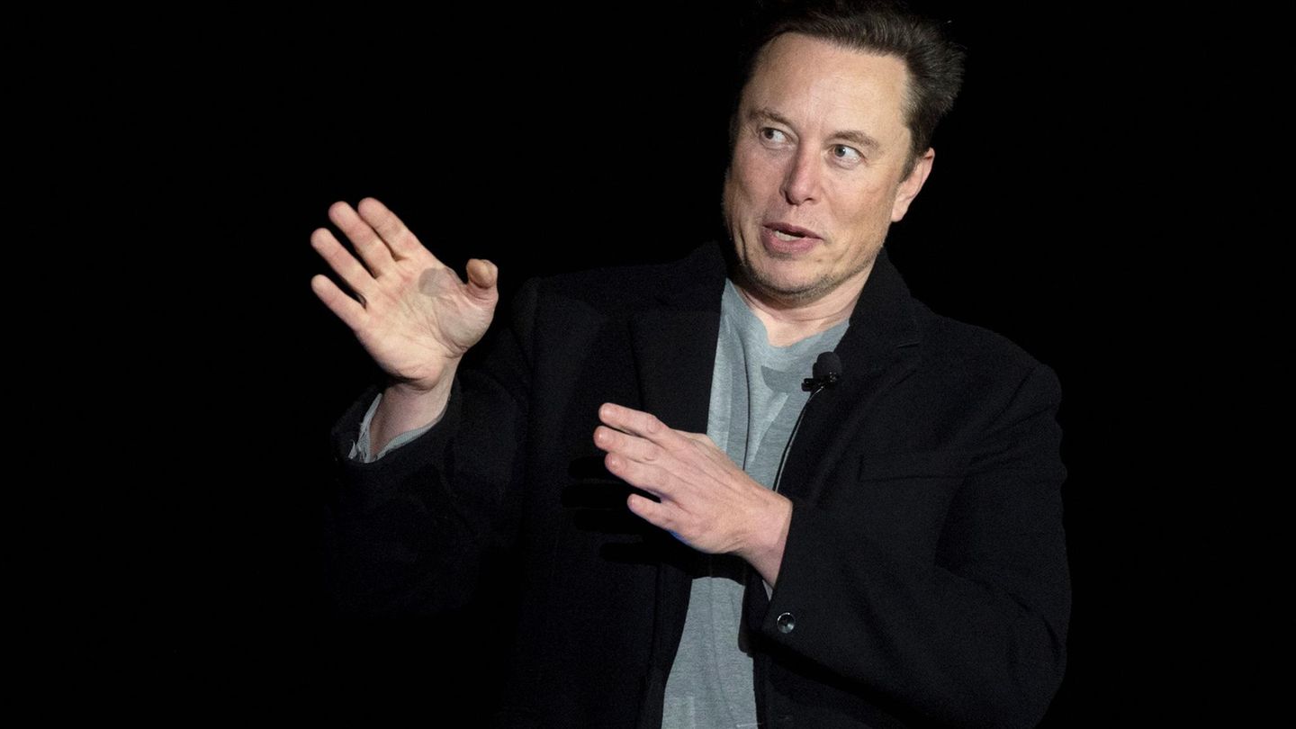 120 Millionen Abfindung: Goldener Fußtritt: Wie Elon Musk den Twitter-Chefs den Rauswurf versüßen muss