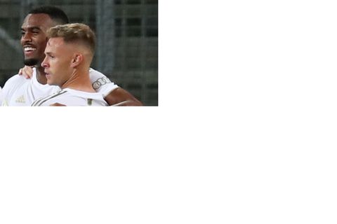 Ryan Gravenberch, Joshua Kimmich, Mathys Tel