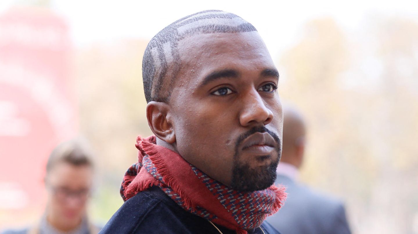 Kanye West darf "White Lives Matter" T-Shirts nicht verkaufen, weil zwei schwarze Männer die Markenrechte besitzen