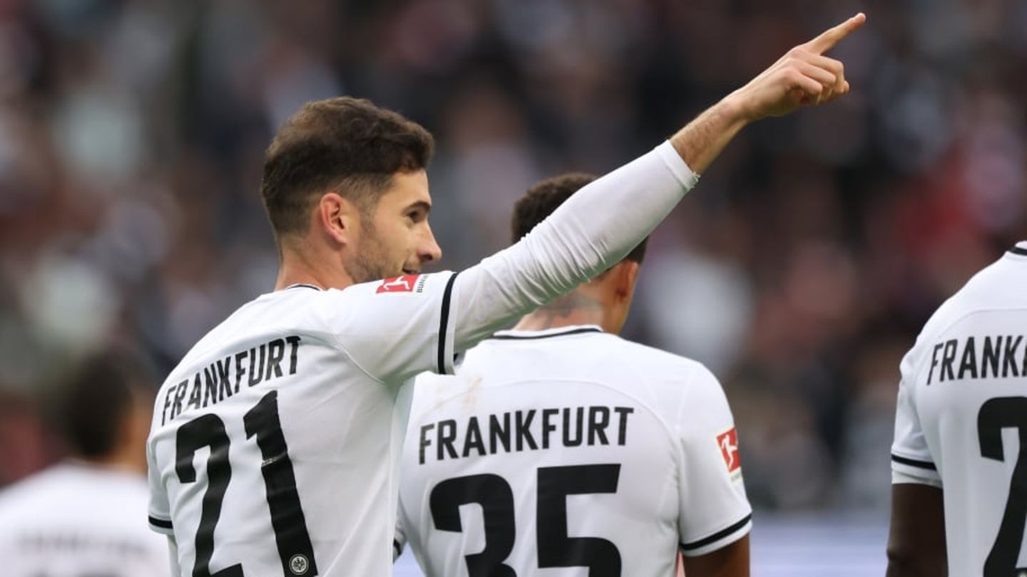 Report: Eintracht already has doubts about Alario