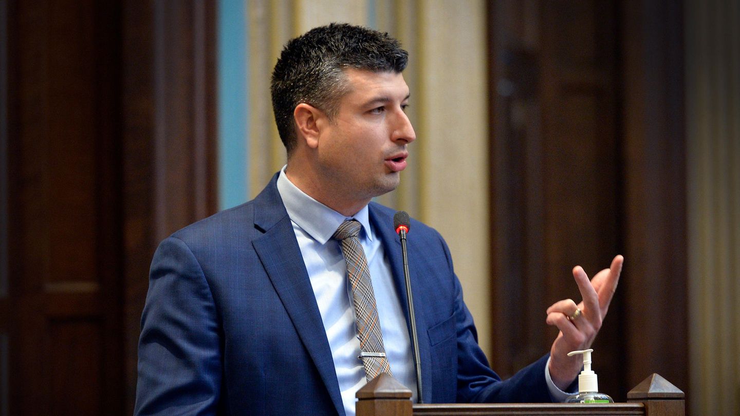 Michigan: Tom Barett (R) Tom Barett