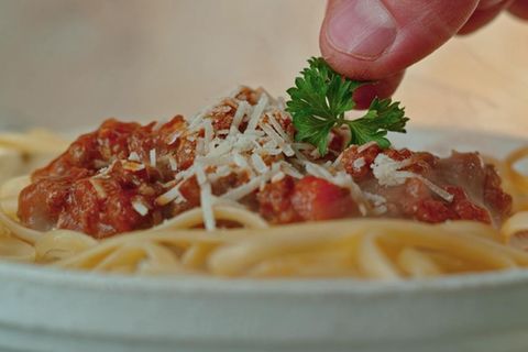 Einfaches Rezept: Rezept aus nur drei Zutaten: So schnell gelingt eine typisch italienische Tomatensoße