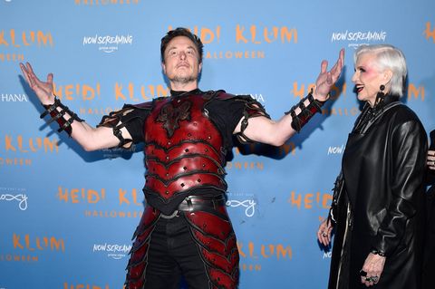 Work hard, Party hard: Neben all der Arbeit fand Elon Musk noch Zeit bei Heidi Klums Halloween-Feier vorbeizuschauen