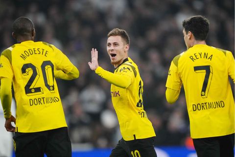 Thorgan Hazard (M.) brachte den BVB in Führung