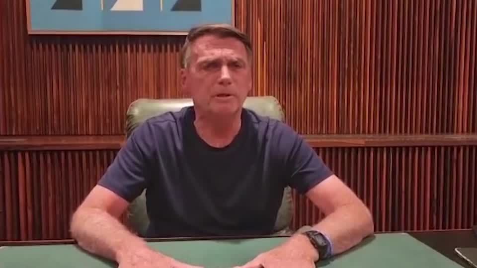 Video: Bolsonaro ruft Trucker zur Räumung der Straßenblockaden auf