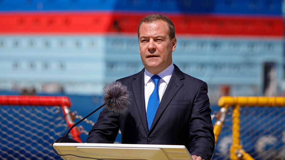 Dmitri Medwedew will in Russland die Todesstrafe wieder eingeführt sehen 