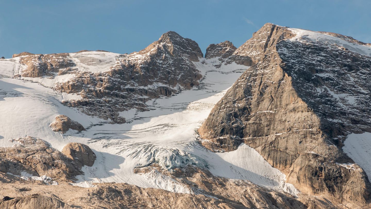 Europa Marmolada-Gletscher in den Dolomiten Italien