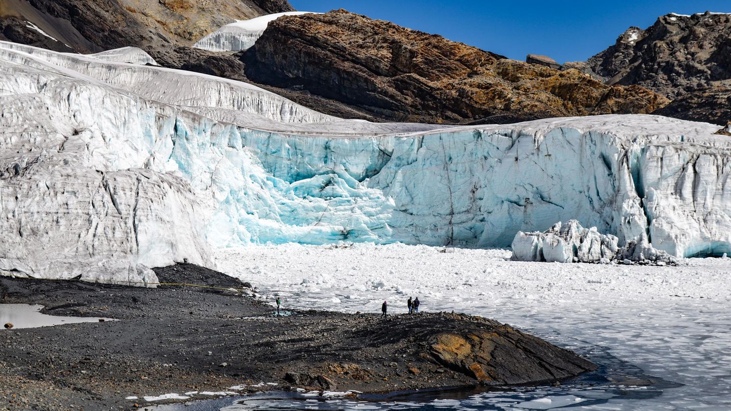 Lateinamerika Pastoruri-Gletscher im Huascarán-Nationalpark in Peru