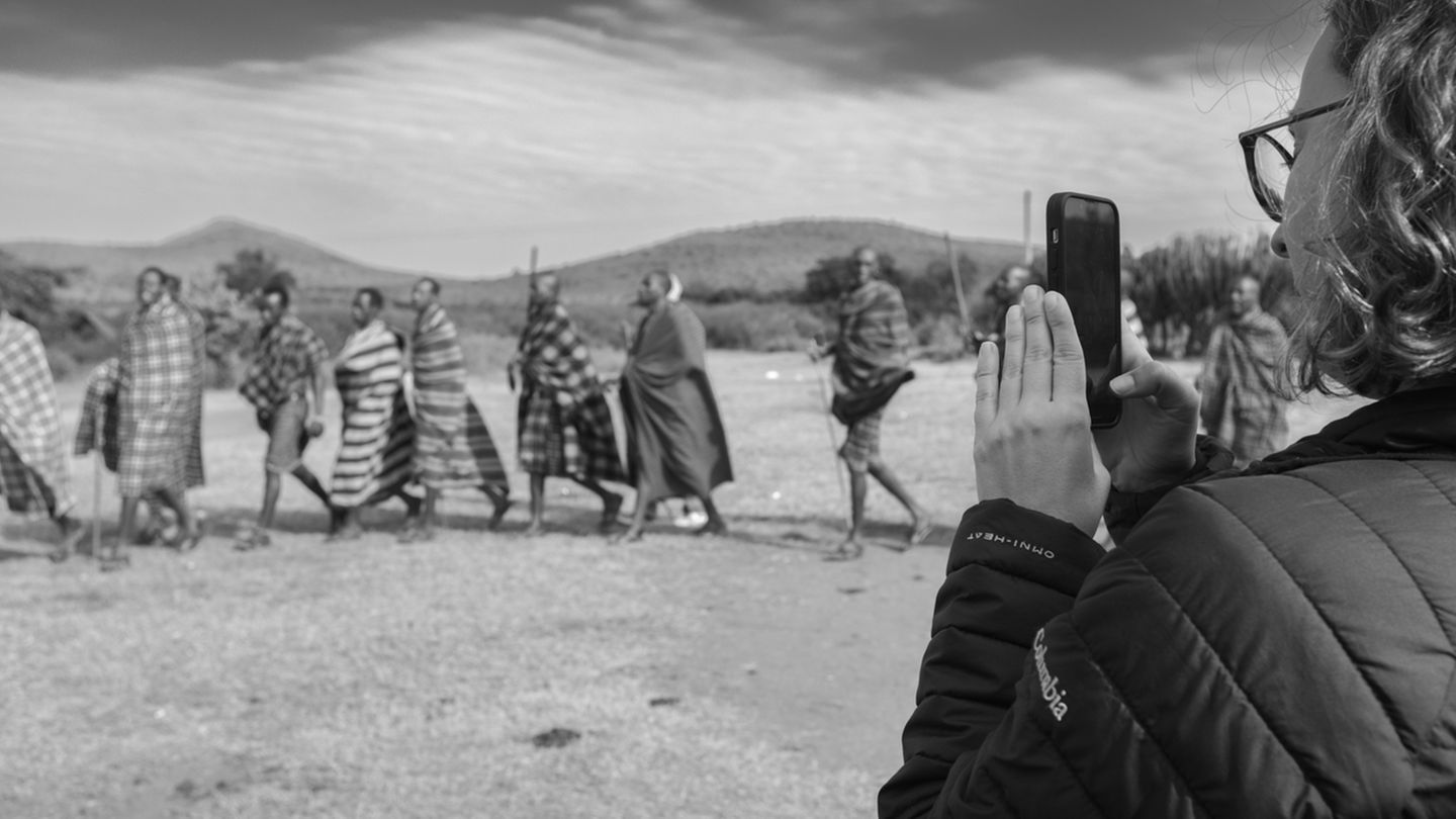 Maasai Wie Touristen die Unterdrückung der Maasai unterstützen STERN.de