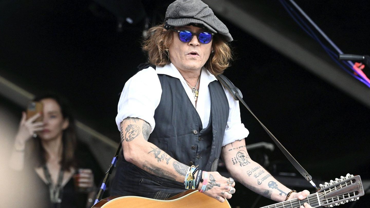 Johnny Depp at the Helsinki Blues Festival in Helsinki on June 19, 2022