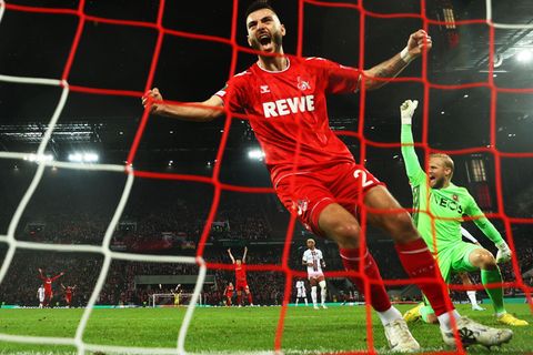 Sargis Adamyan vom 1. FC Köln feiert das vermeintliche Tor zum 3:2 gegen OGC Nizza,