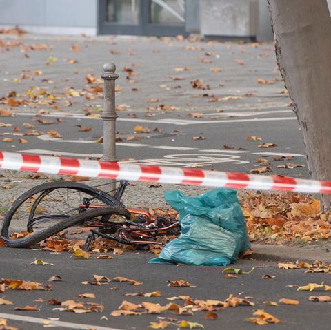Radfahrerin aus Berlin nach Unfall verstorben