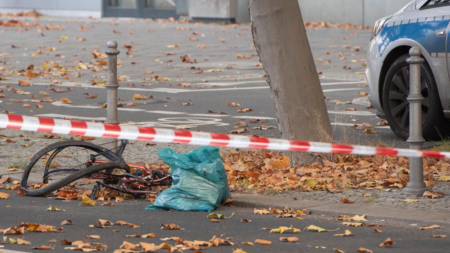 Radfahrerin aus Berlin nach Unfall verstorben