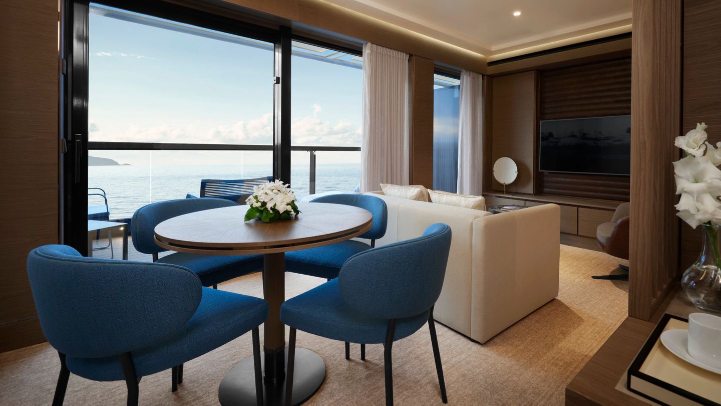 Ritz-Carlton Kreuzfahrtschiff "Evrima"