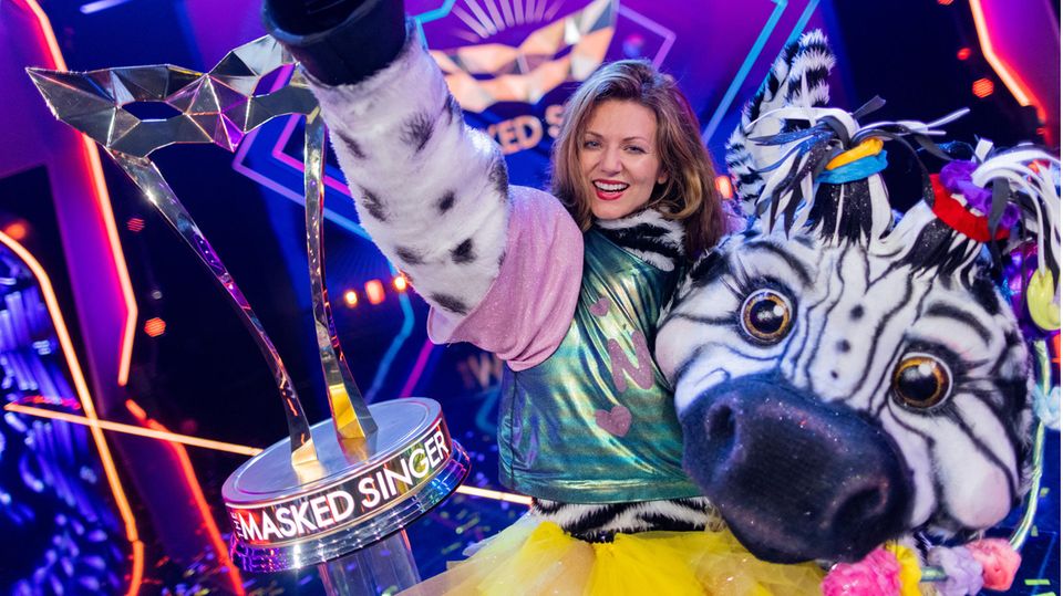 The Masked Singer Luca H Nni Gewinnt Im Finale Als Schuhschnabel Stern De