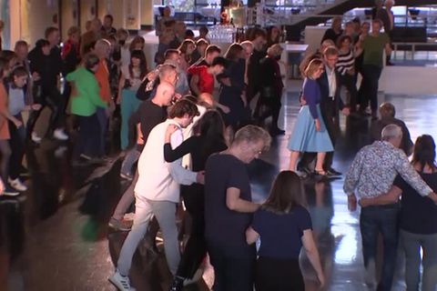 Video: Heizung zu teuer? Tanzt euch warm!