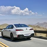 BMW 760i xDrive 2023