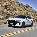 BMW 760i xDrive 2023