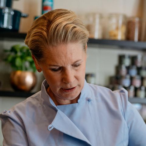 Cornelia Poletto gibt Tipps, wie man Risotto richtig zubereitet
