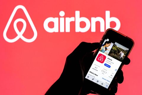 Die EU-Staaten und das EU-Parlament beraten über Vorschläge zum Datenaustausch zwischen Internetplattformen wie Airbnb mit den lokalen Behörden.