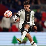 Kai Havertz  Note: 2  Sein Tor zum Ausgleich ließ die Deutschen noch einmal Hoffnung schöpfen. Dann legt er gleich mit dem erneuten Führungstreffer nach. An Havertz lag es nicht, dass die deutsche Elf am Ende scheiterte.
