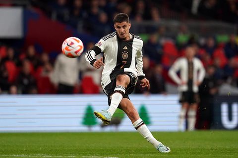 Kai Havertz  Note: 2  Sein Tor zum Ausgleich ließ die Deutschen noch einmal Hoffnung schöpfen. Dann legt er gleich mit dem erneuten Führungstreffer nach. An Havertz lag es nicht, dass die deutsche Elf am Ende scheiterte.