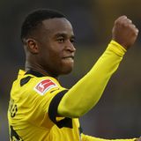 Yousoufa Moukoko  Note: kam zu spät rein, um noch bewertet zu werden