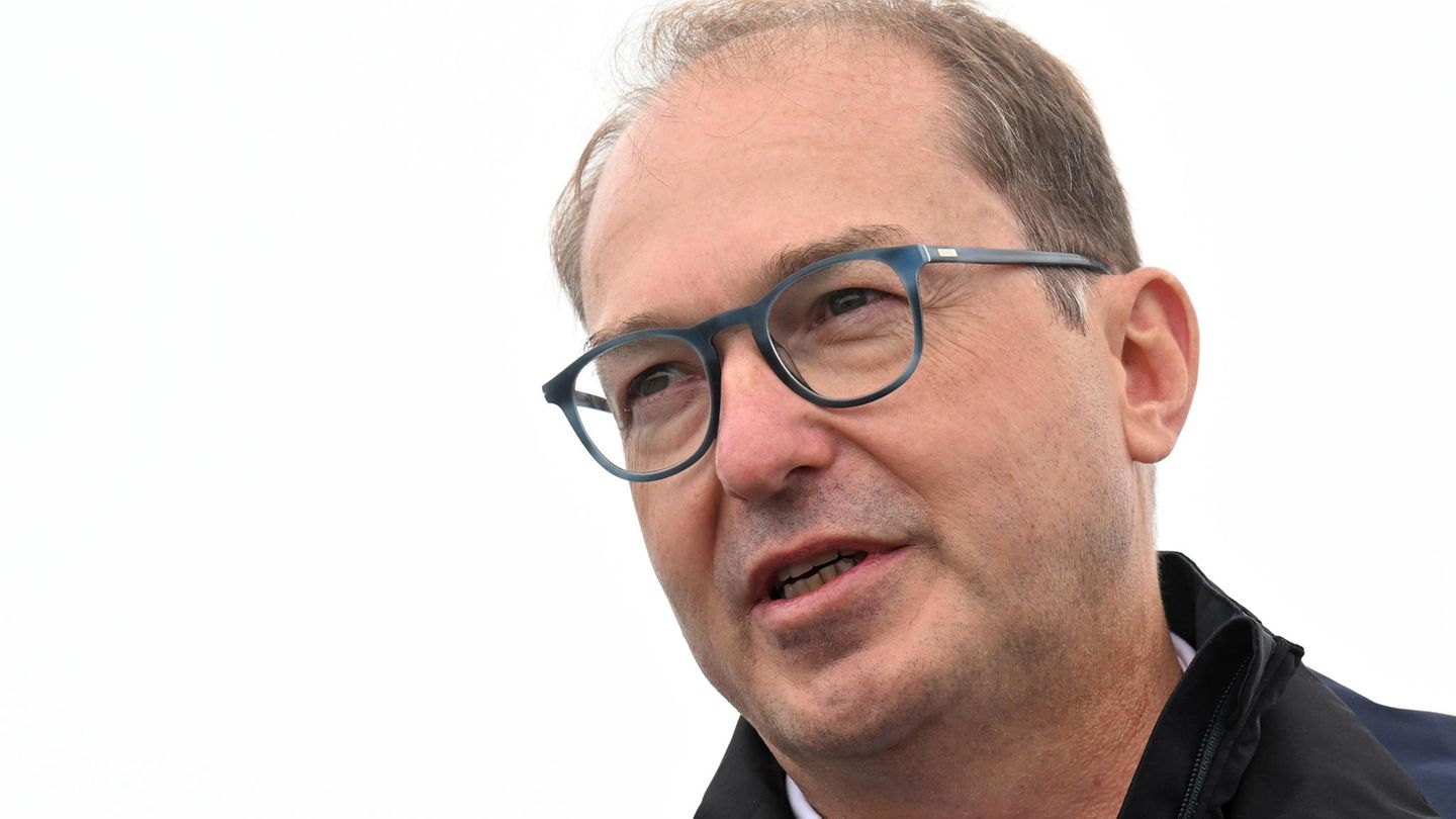 CSU-Landesgruppenchef Alexander Dobrindt zieht eine Parallele zwischen Klimaprotesten und Terror