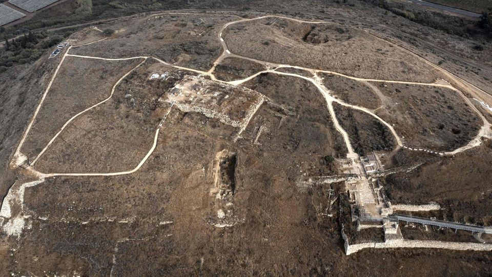 Luftbild der Ausgrabungsstätte Tel Lachish