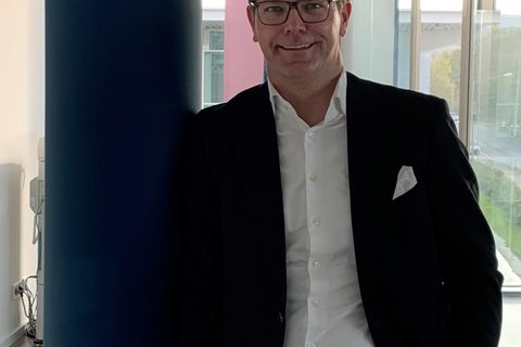 buero.de-Chef Markus Schön glaubt an die Zukunft des Warenhauses