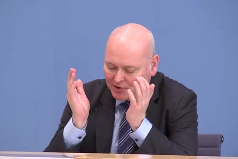 Video: Wirtschaftsweise für Kurskorrektur in Steuerpolitik
