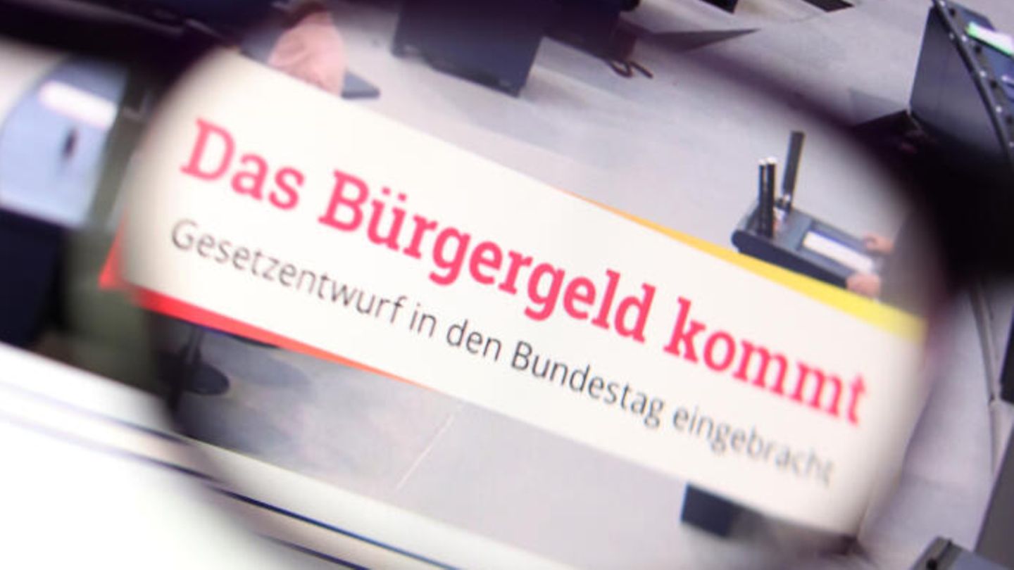 "Das Bürgergeld kommt" ist auf der Homepage des Bundesministeriums für Arbeit und Soziales durch eine Brille zu lesen