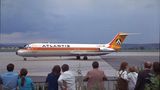 Die DC-9-32 D-ADIT war ab Februar 1970 das zweite Flugzeug dieses Typs für Atlantis, hier in Stuttgart, wo sie für den Veranstalter Hetzel flog.
