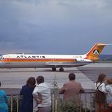 Die DC-9-32 D-ADIT war ab Februar 1970 das zweite Flugzeug dieses Typs für Atlantis, hier in Stuttgart, wo sie für den Veranstalter Hetzel flog.
