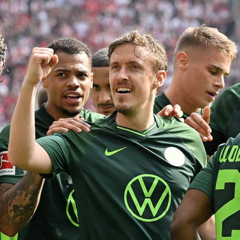 Max Kruse jubelt nach einem Torerfolg