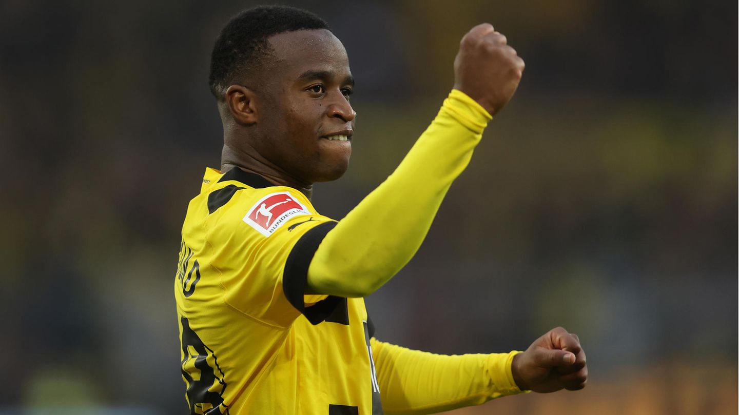 Borussia Dortmunds Youssoufa Moukoko fährt zur WM in Katar