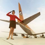 Werbefoto um 1970: eine Douglas DC-8-33 von der Fluggesellschaft Atlantis in Frankfurt