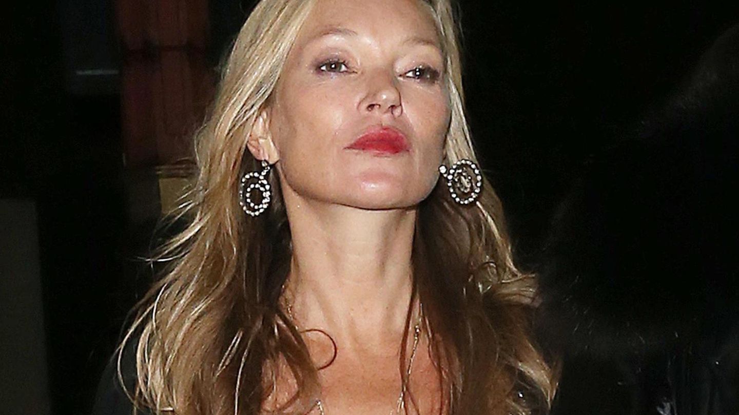Today’s People: The wild end to a night of partying: Kate Moss leaves the club half-naked