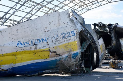Die die An-225 "Mrija"  aus der Ukraine