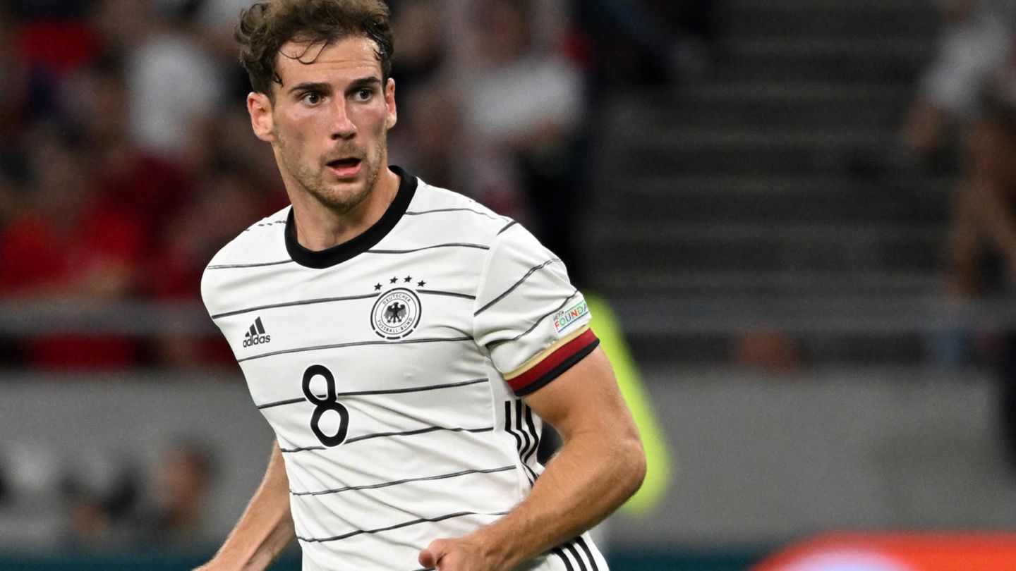 Leon Goretzka  Note: 4  Vergab zu Beginn eine Riesenchance per Kopf und tat sich ansonsten als Arbeitstier im deutschen Mittelfeld hervor. Musste zur Halbzeit raus, weil er offenbar nicht fit war.