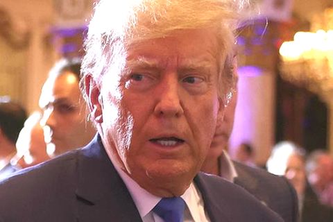 Gehetzter Blick: Ex-US-Präsident Donald Trump in seiner Residenz Mar-a-Lago in Florida