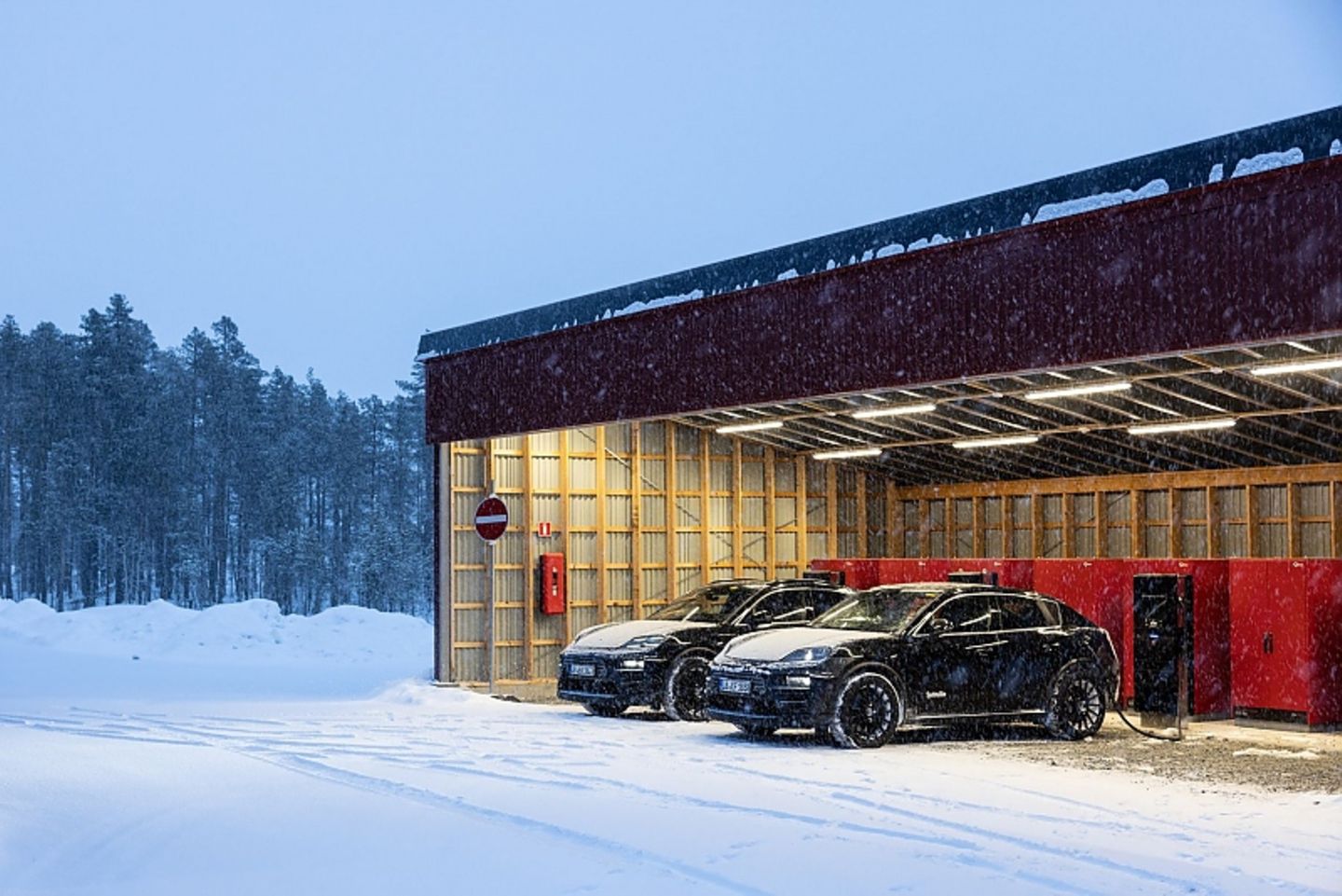 Kältetests des Porsche Macan
