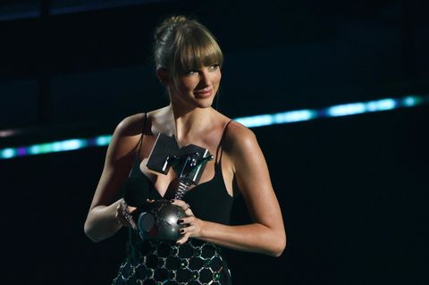 Taylor Swift räumt bei MTV Music Awards ab