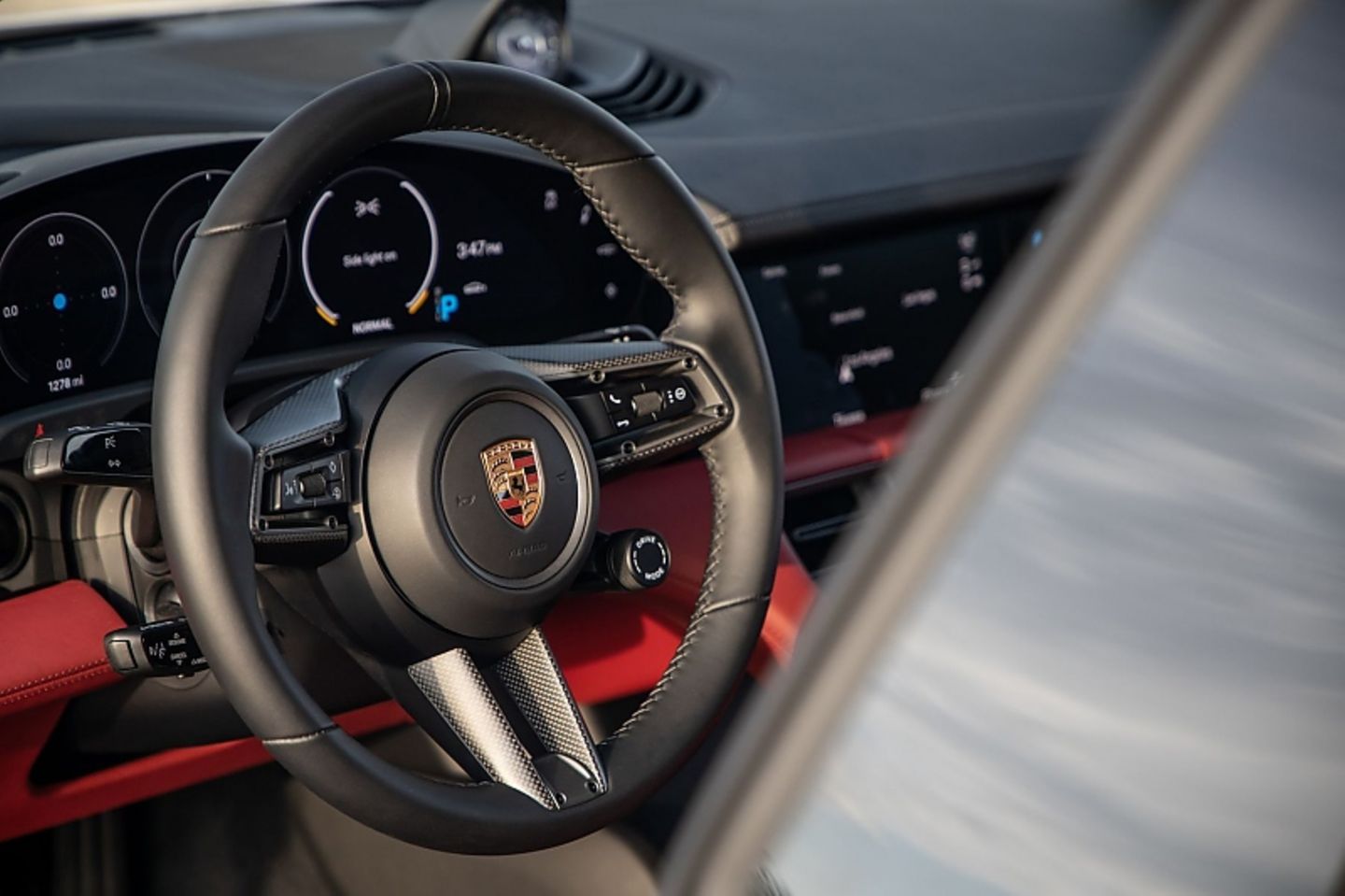 Porsche Taycan 4S
