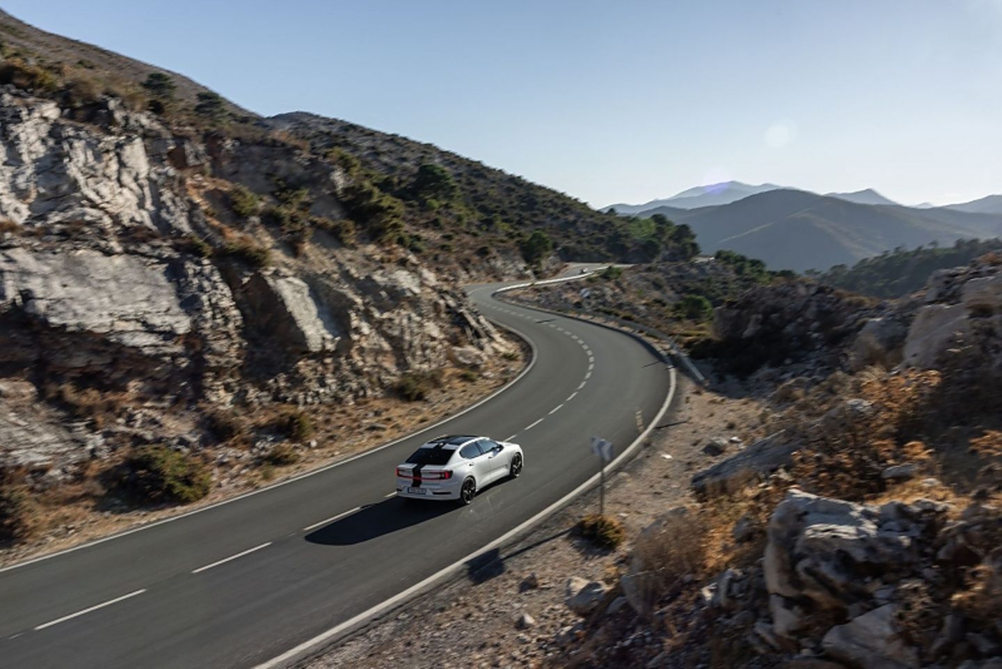 Der Polestar 2 BST Edition 270 lässt sich auch im 
Alltag sehr 
entspannt bewegen
